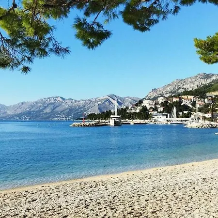 Fontana * Baška Voda