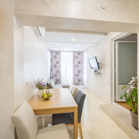Tanja Apartment