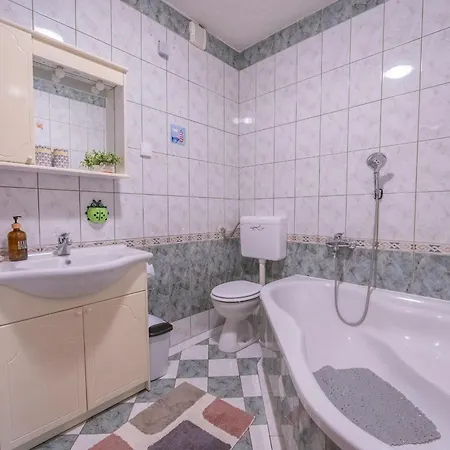 Tanja Apartment *
