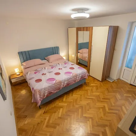 Fontana Apartman *